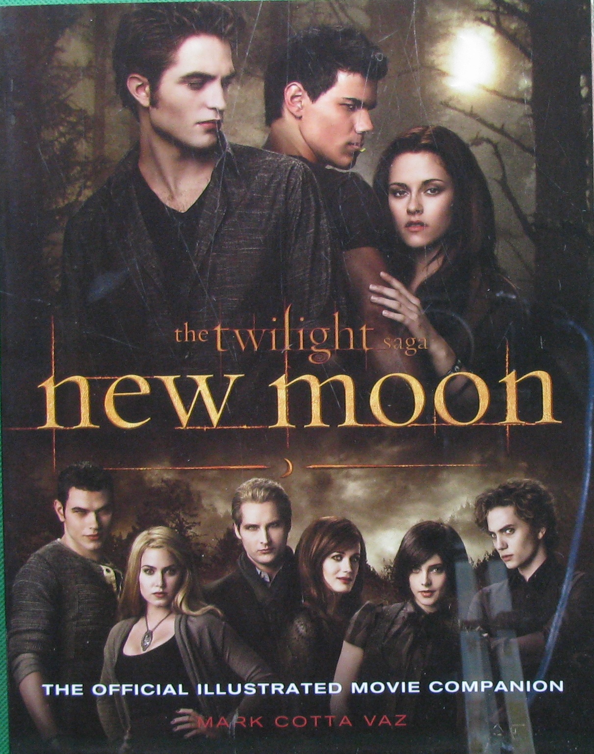 the twilight saga: new moon the official illustrated movie