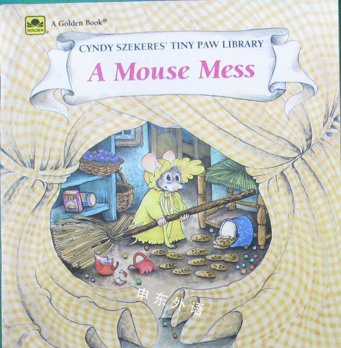 a-mouse-mess-cyndy-szekeres-tiny-paw-library-s
