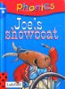 Joe's Showboat (Phonics #8)