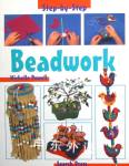 Beadwork (Step by Step Children\'s Crafts) Michelle Powell