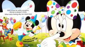 Minnie Knows Bows