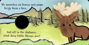 Little Moose: Finger Puppet Book (Little Finger Puppet Board Books)